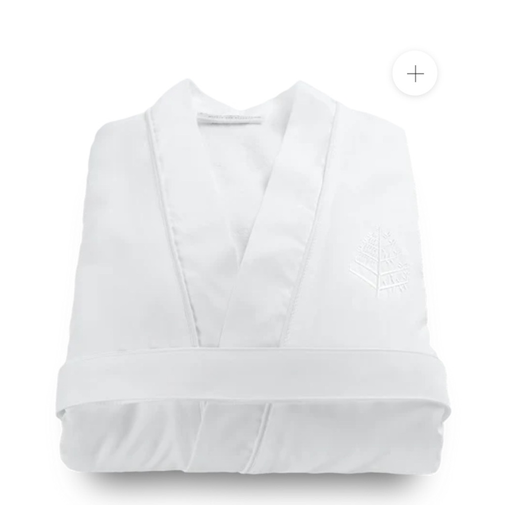 Four Seasons Spa Robe - Picture 3 of 10